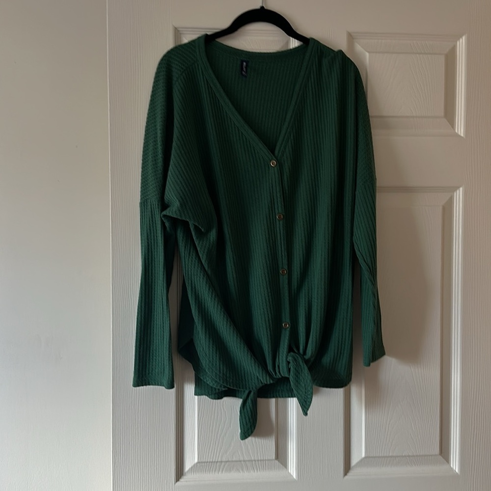 Cute Long Sleeve Green Shirt Size XL